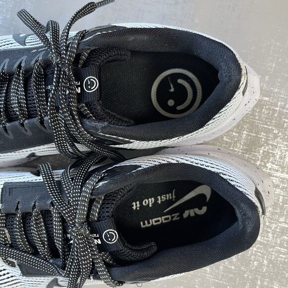 Nike Womens Size 7.5 Air Zoom Pegasus 40 Black White Running Shoes Sneakers - Picture 9 of 15